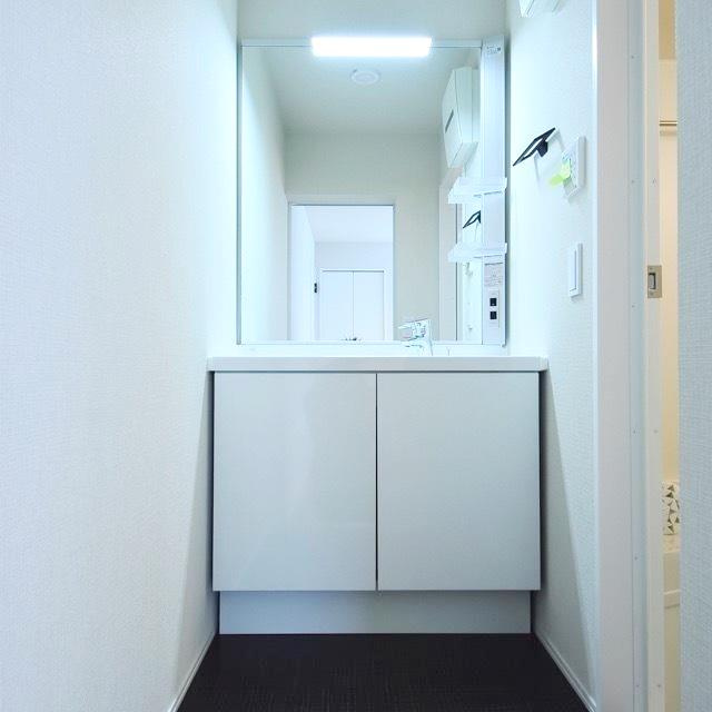 グランエッグス本郷の独立洗面台|※写真は同タイプの別室になります