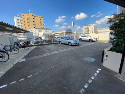 【駐車場】 | メゾンノーブル