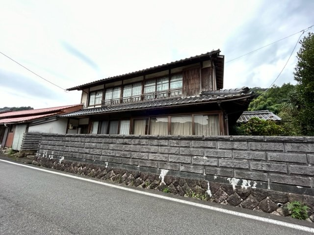 【中古　戸建て】青谷町大坪の画像