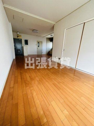 仲介手数料0円！第三和光ビルの居間・リビング