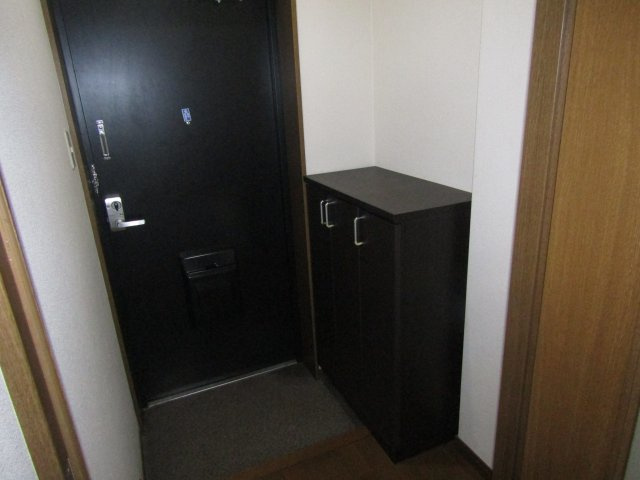 ヒーローマンション･禅の玄関