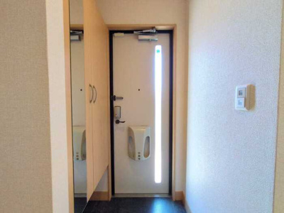 【玄関】 | コーポラスイヅツ