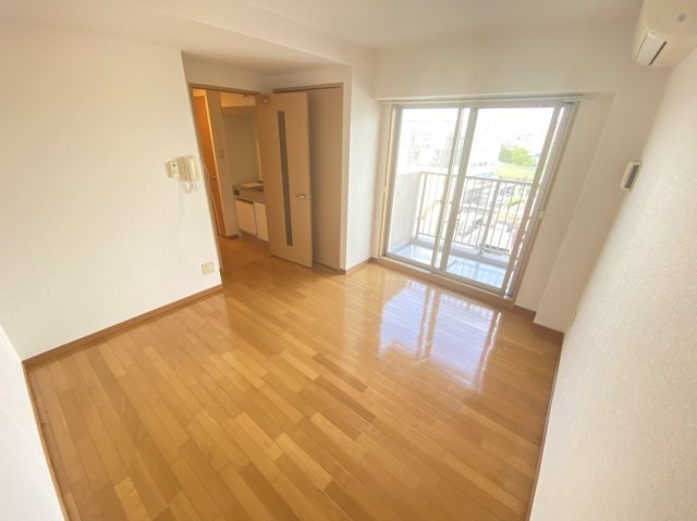 【洋室】 | ヴィラ豊中