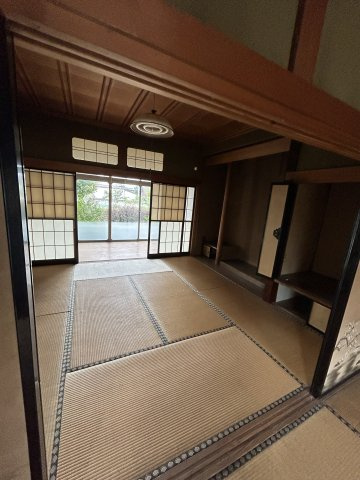 葛巻山村倉庫・事務所のロビー