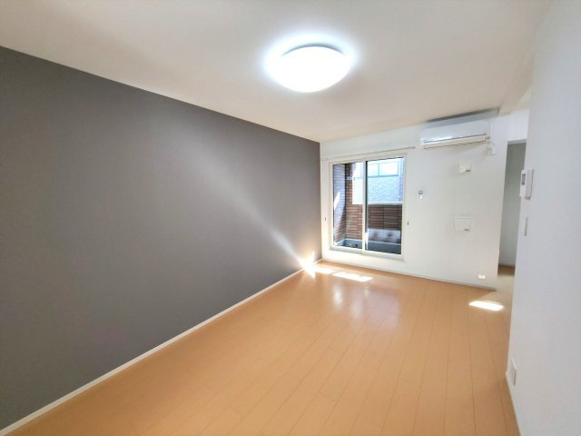 ファイン　ヴィラ　Ｂの居間・リビング