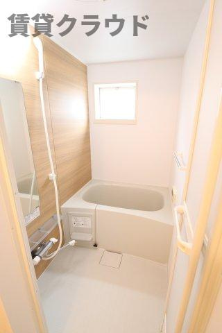 メゾンブランシュ弐番館の浴室|落ち着いた空間のお風呂です