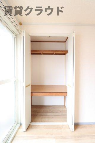 メゾンブランシュ弐番館の収納|大きなスペースがあり、収納には困りません