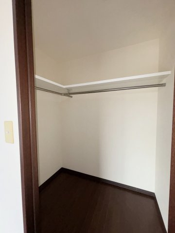 キャッスル常滑　南棟の収納