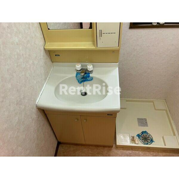 江南市古知野町久保見の賃貸マンションの洗面所