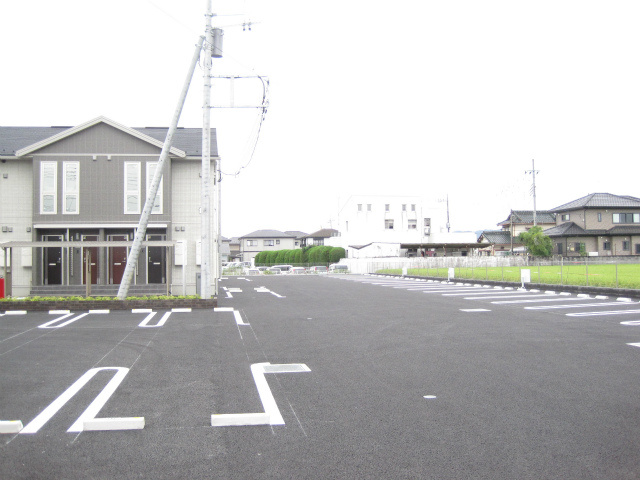 カーサ・フォレスタAの駐車場