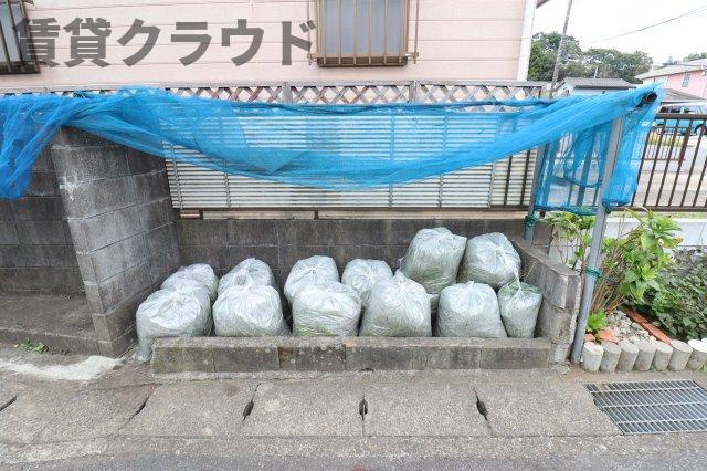 フラワーコーポのその他共用部分|ゴミストッカー