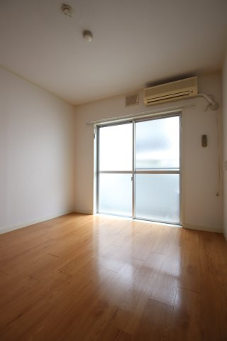 【寝室】 | 白鷺ハイツ
