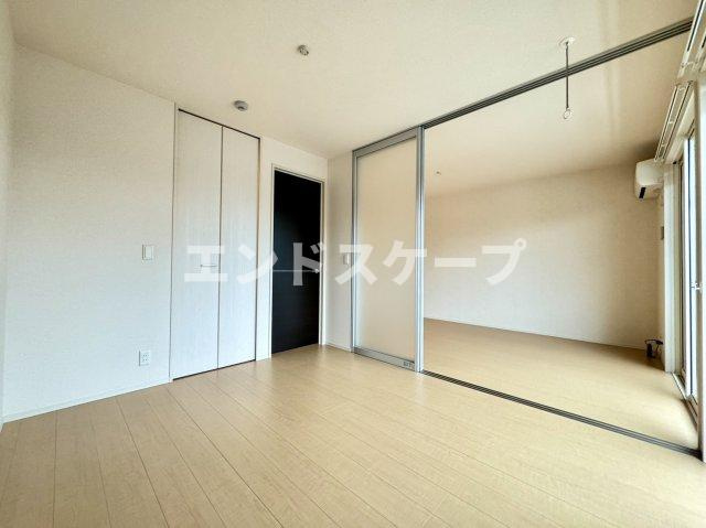 サンライトレジデンス駒形の居間・リビング|高崎、前橋エリアのお部屋探しはエンドスケープまで！お客様の理想お聞かせ下さい♪