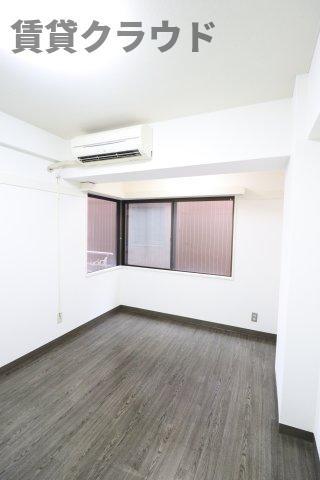 エヴァーグリーン本千葉の寝室|使い勝手のいい寝室です