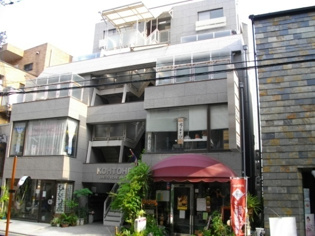 レジデンシア甲東園の外観