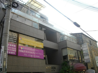 レジデンシア甲東園の外観