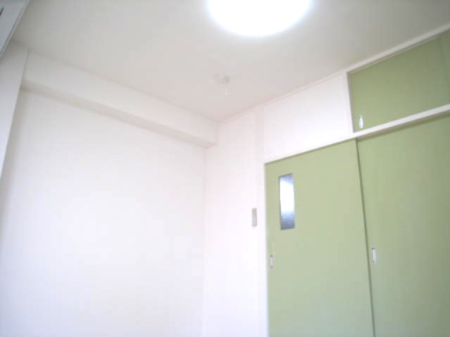 室内の照明器具も完備