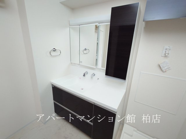 カルマティー~CalmaTi~の独立洗面台