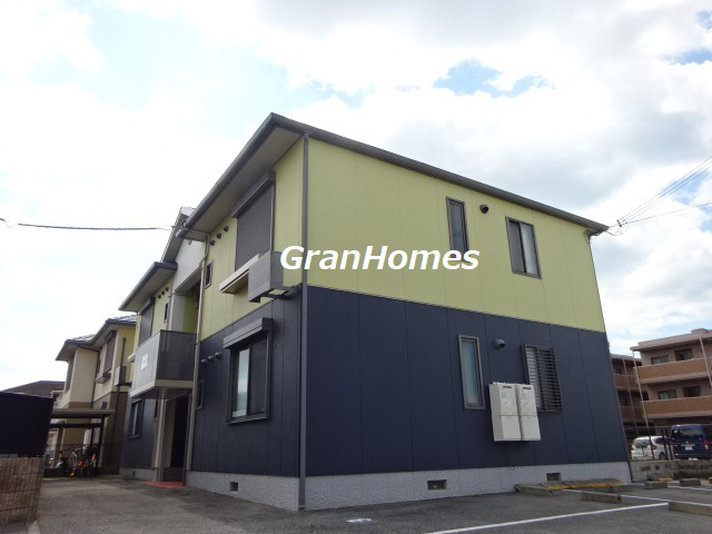 シャーメゾン魚住B