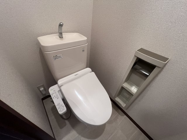 シャーメゾン魚住Bのトイレ