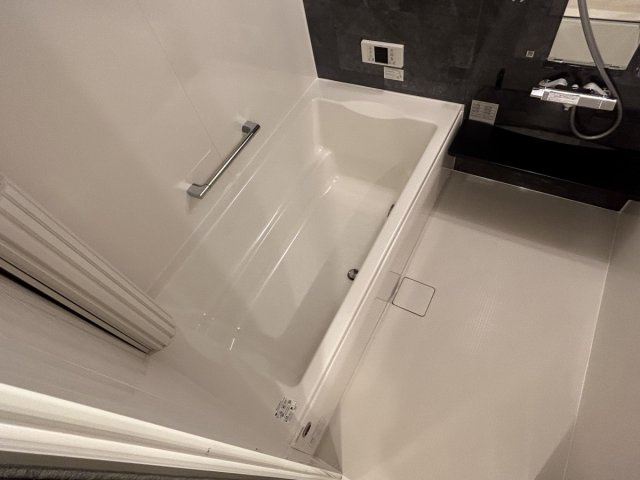 シャルムソレイユⅠ番館の浴室