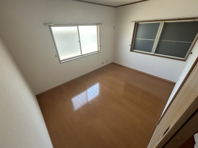 ドリームタウン西明石　グランドコテージの居間・リビング