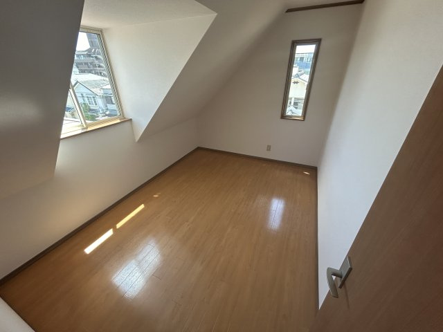 ドリームタウン西明石　グランドコテージの洋室