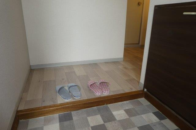 プレジール佐藤Cの玄関