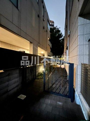 【エントランス】 | フェリーチェ | ゆとりのあるエントランスです