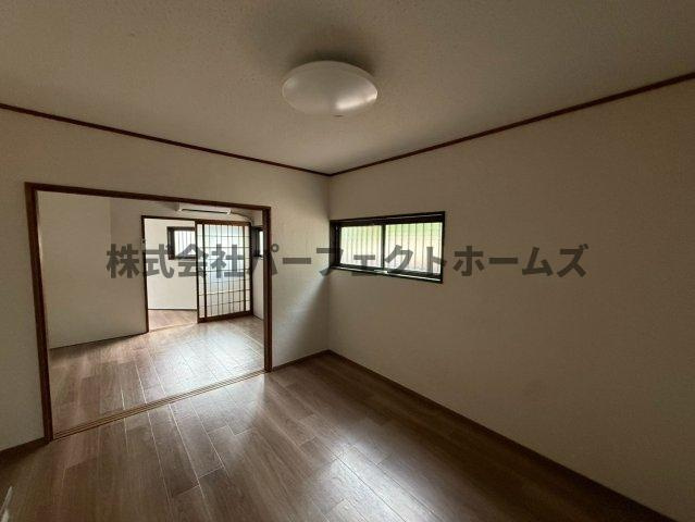 豊里町テラスハウスの居間・リビング|リビングです