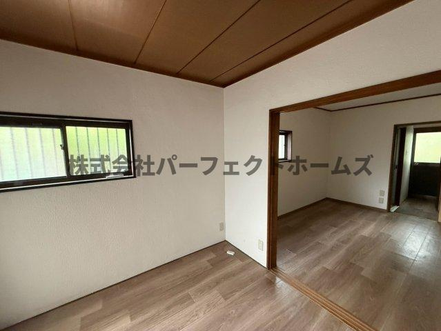 豊里町テラスハウスの洋室|洋室です