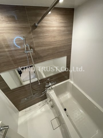 ブエナビスタ梅田イーストの浴室|落ち着いた空間のお風呂です