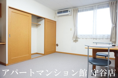 【居間・リビング】 | レオパレスステラ0506 | 画像3