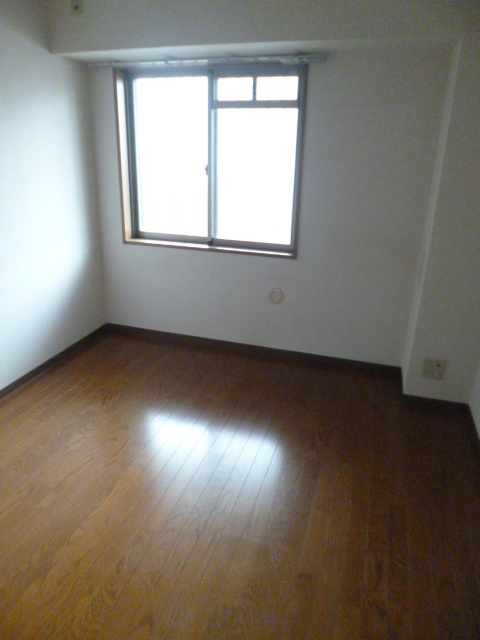 モンドミール和光の居間・リビング|同タイプ別号室参考写真