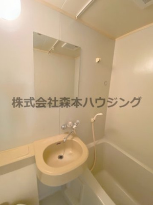 【洗面所】 | 　田井町マンション | 使いやすい洗面所です