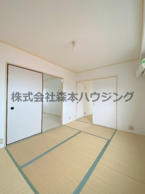 【寝室】 | 　田井町マンション | 落ち着いて過ごせるお部屋なので、寝室にいかがでしょうか