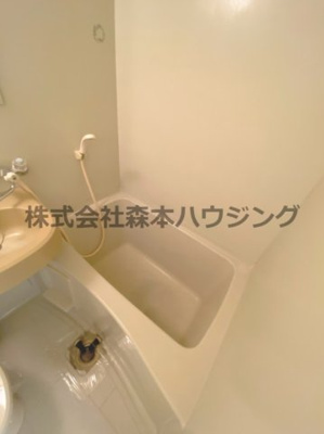 【浴室】 | 　田井町マンション | 日々の暮らしに欠かせないお風呂です