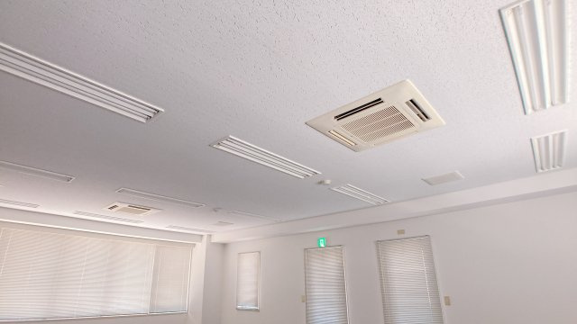 センチュリービルの設備