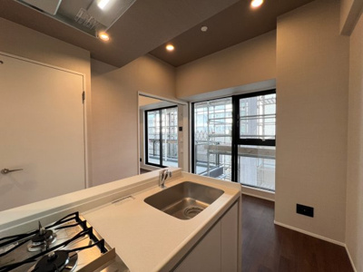 【居間・リビング】 | ブエナビスタ難波サウスタワー