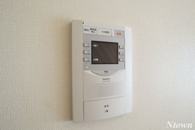 【セキュリティ】 | プレサンスTHE新栄 | モニター付きインターホンです