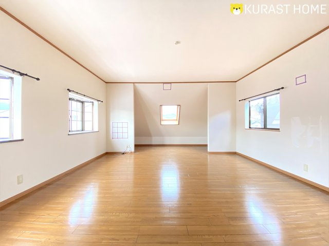 京都市右京区梅津林口町　中古戸建の洋室