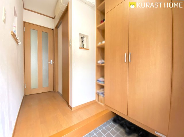 京都市右京区梅津林口町　中古戸建の玄関