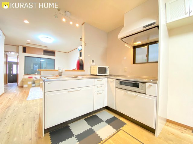 京都市右京区梅津林口町　中古戸建のキッチン