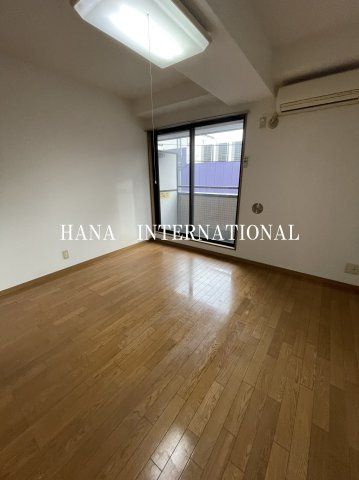 マ・メゾン国立の居間・リビング|※別号室参考写真
