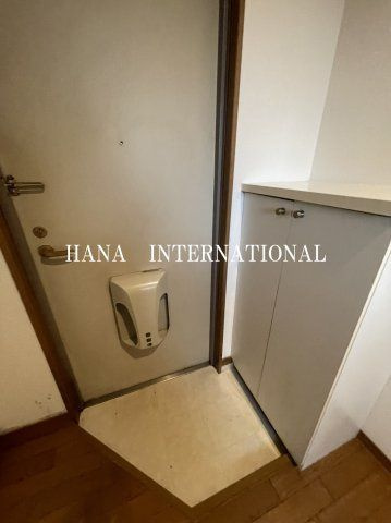 マ・メゾン国立の玄関|※別号室参考写真