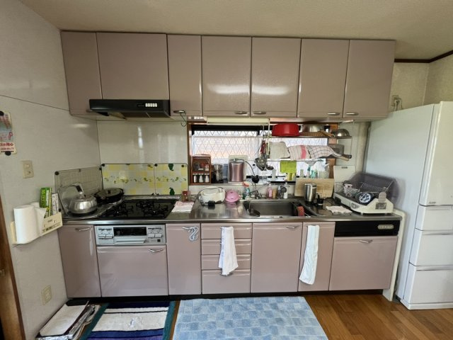 郡築一番町戸建のキッチン