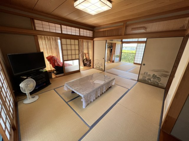郡築一番町戸建の和室