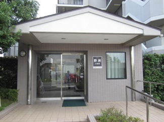 【エントランス】