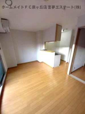 【居間・リビング】 | アムール・Ｍ | ※イメージ　同物件別号室の写真