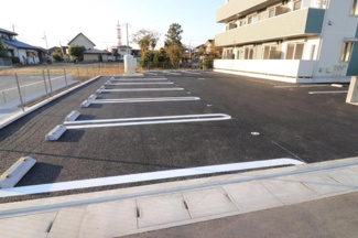 【駐車場】